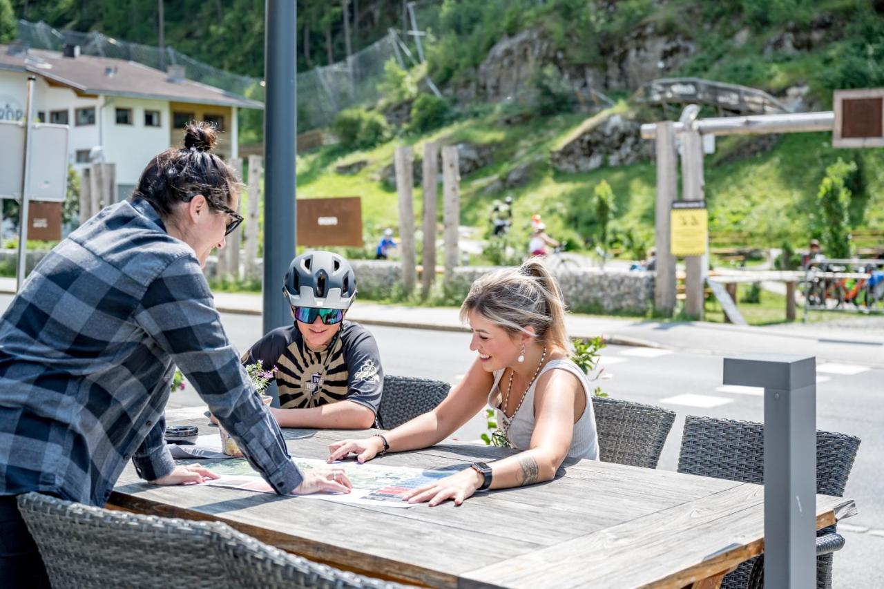 Hotel Baeckelar Wirt Superior Ζόλντεν Εξωτερικό φωτογραφία